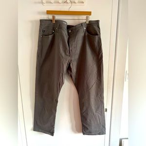 Men’s AG Chino Putty Grey herringbone size 40x32